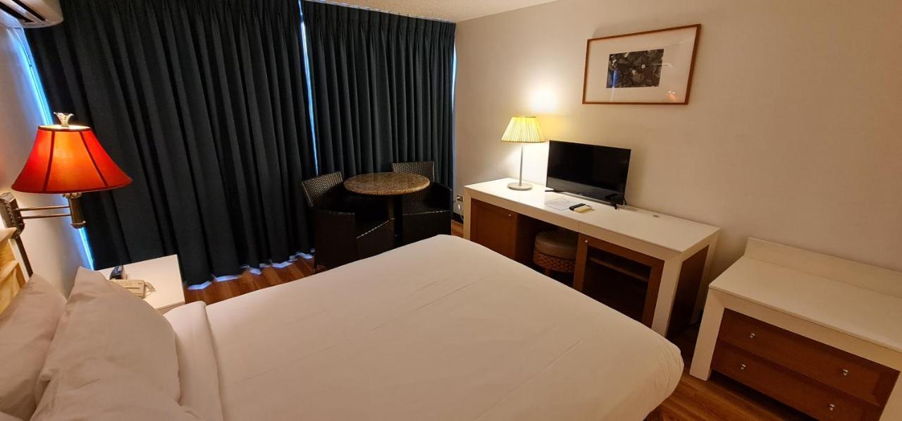 Surestay By Best Western Guam Airport Barrigada Eksteriør billede