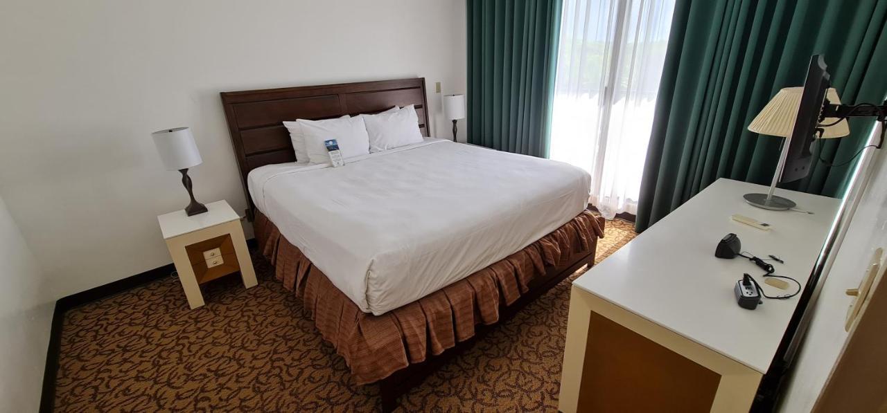 Surestay By Best Western Guam Airport Barrigada Eksteriør billede
