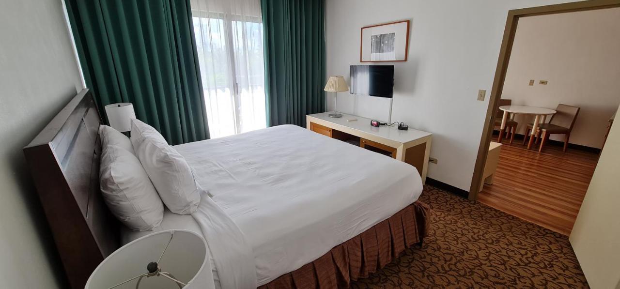 Surestay By Best Western Guam Airport Barrigada Eksteriør billede